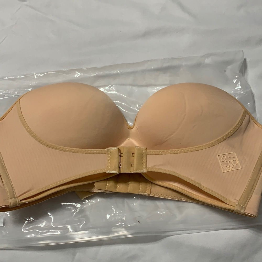 Strapless bras
